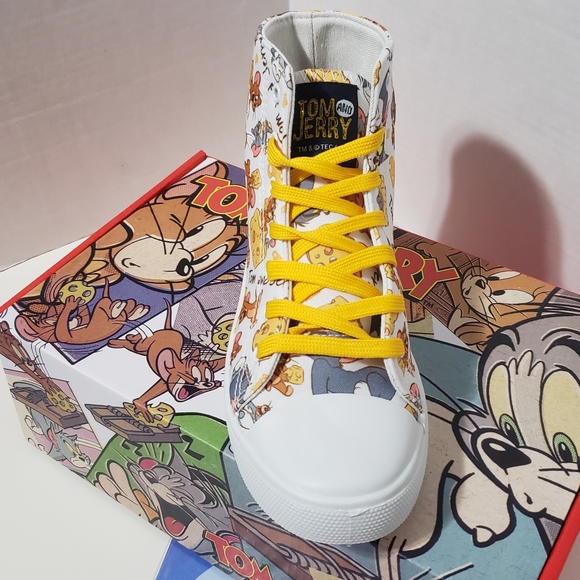 Peanuts Club Tom and Jerry High Top Sneakers - Picture 2 of 4